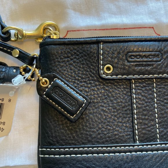 Coach Black Pebble Leather Wristlet - NWT - Picture 5 of 6